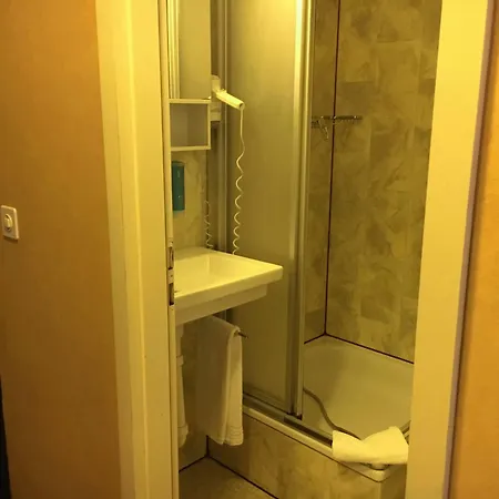 Hotel Falken 2*